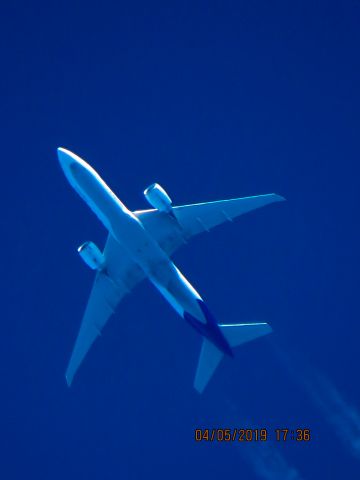 BOEING 777-200LR (N888FD)