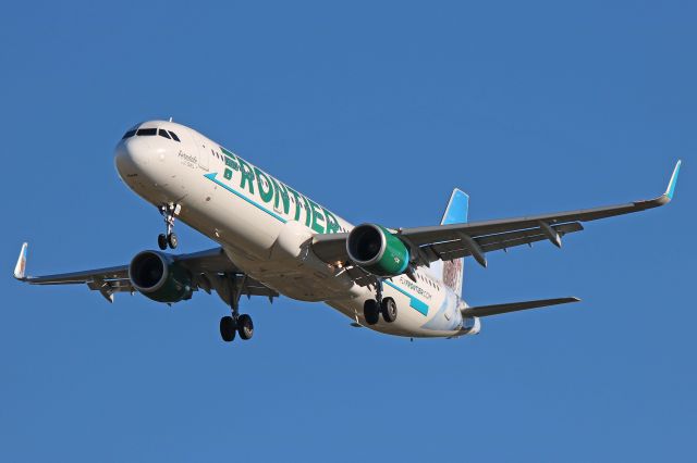 Airbus A321 (N705FR) - FFT1614, an A321-211 (N705FR, c/n 6891), on short final for RWY 24R on a sunny autumn morning.