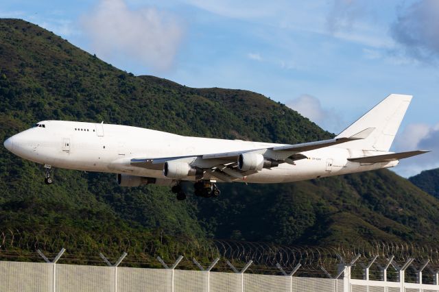 Boeing 747-200 (ER-BAM)