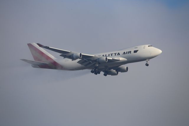 Boeing 747-400 (N712CK)