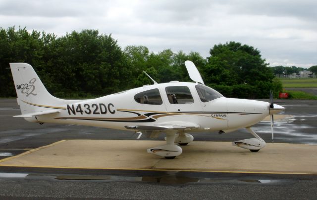 Cirrus SR-22 (N432DC) - Catching some Tarmac time is this 2004 Cirrus SR22-G2 photographed in 2009 and posted in the Spring of 2019.