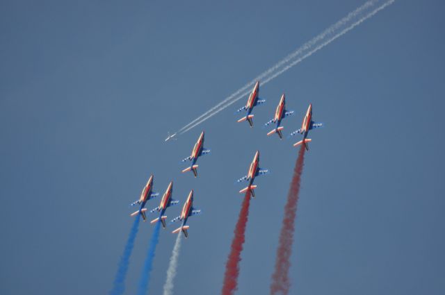 — — - meeting patrouille de france