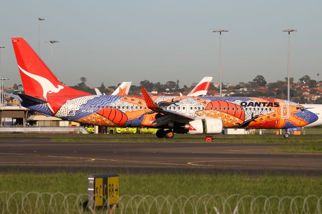 Boeing 737-800 (VH-VXB)