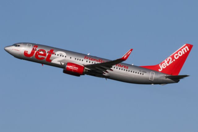 Boeing 737-800 (G-JZHH) - EXS781 departing to Gran Canaria