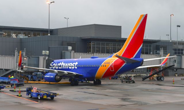 Boeing 737-700 (N418WN) - Southwest Airlines Boeing 737-7H4(WL) N418WN in Washington Dulles 