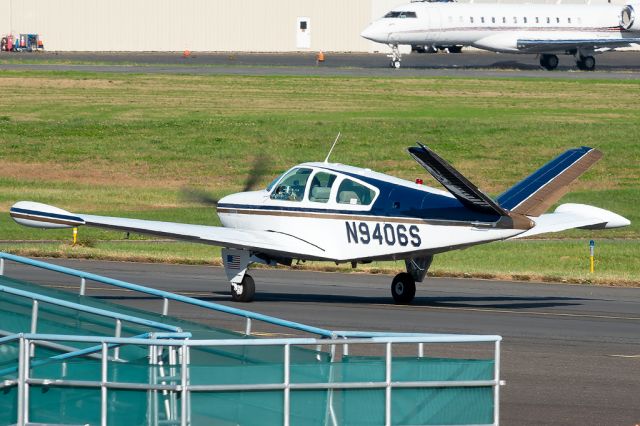 Beechcraft 35 Bonanza (N9406S)