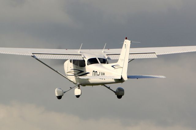 Cessna Skyhawk (OO-LVA)