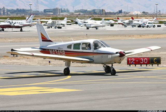 Piper Cherokee (N4345B)