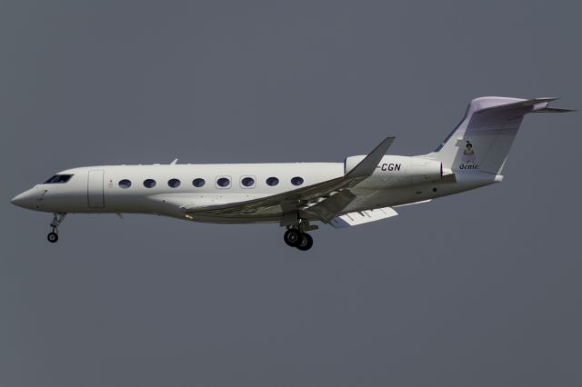 Gulfstream Aerospace Gulfstream G650 (VP-CGN) - Magic Genie coming in for final approach into LAX 8/5/2017