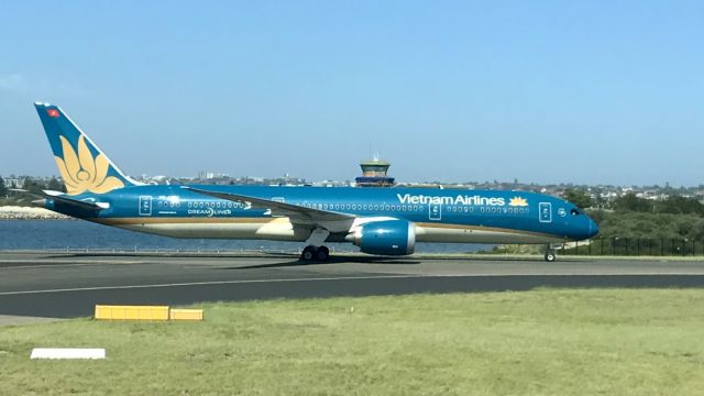 Boeing 787-8 — - Taxiing north after landing Sydney runway 16R