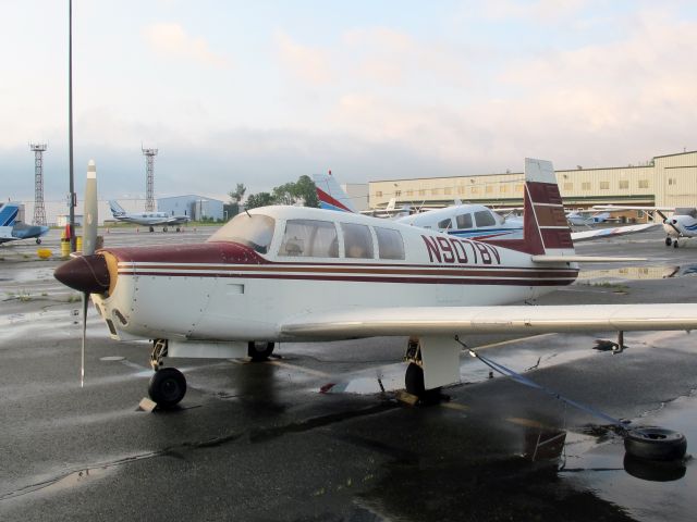 Mooney M-20 (N9078V) - Fast aircraft.