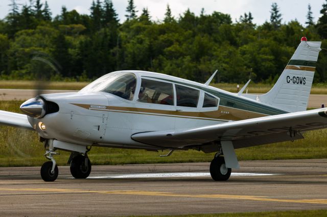 Piper Cherokee Arrow (C-GOWS)