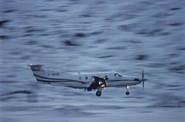 Pilatus PC-12 (C-GKUC) - Landed in iqaluit, Nunavut on Nov.05.2015 