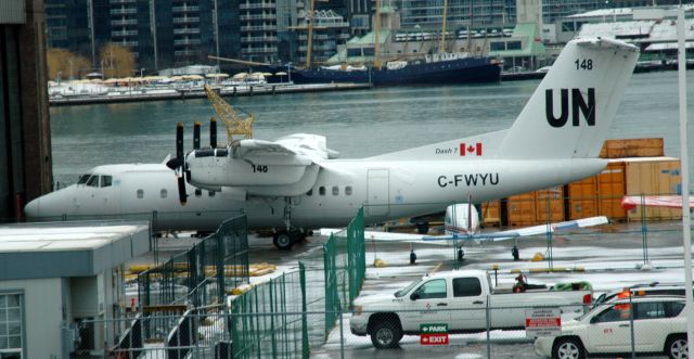 De Havilland Canada Dash 7 (C-FWYU) - TORONTO ISLANDS - 28 FÉVRIER 2013