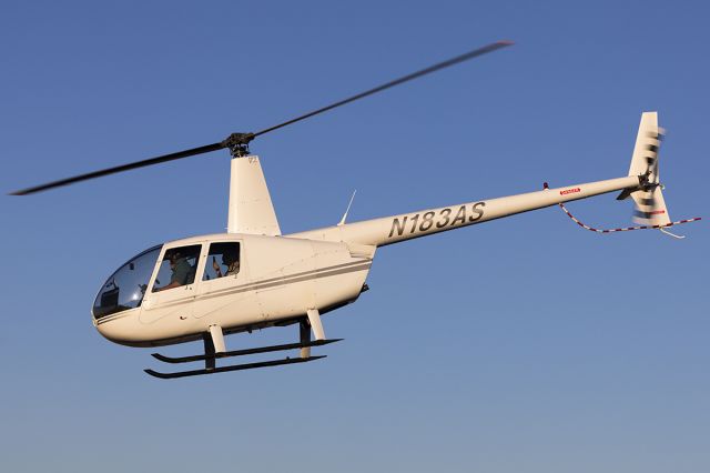 Robinson R-44 (N183AS)