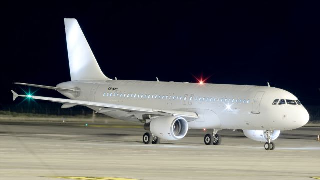 Airbus A320 (ES-NAB) - Tenerife Sur - Reina Sofia (TFS / GCTS) - Spainbr /br /Photo taken: October 29, 2022br /br /Operator: Nordicabr /Type: Airbus A320-214br /Registration: ES-NABbr /Serial: 4347