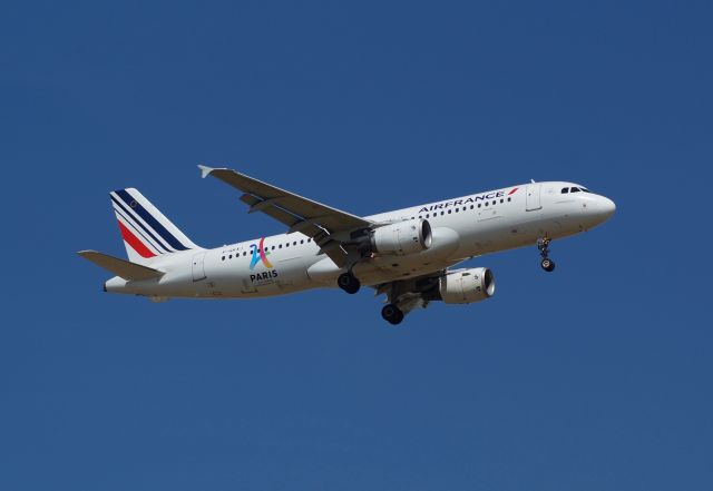 Airbus A320 (F-GKXJ)