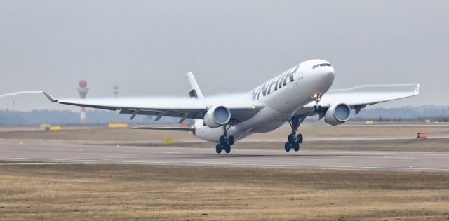 Airbus A330-300 (OH-LTN)