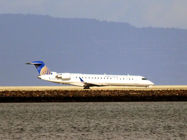 Canadair Regional Jet CRJ-700 (N792SK)