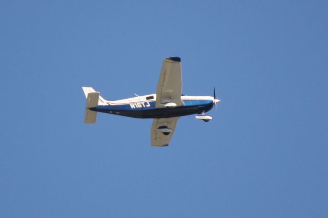 Piper Saratoga (N16TJ) - N40831 departs Sarasota-Bradenton International Airport