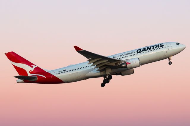 Airbus A330-300 (VH-EBA) - EBA blasts out of Melbourne on a MEL-SYD evening milkrun in a constasty peachy sky