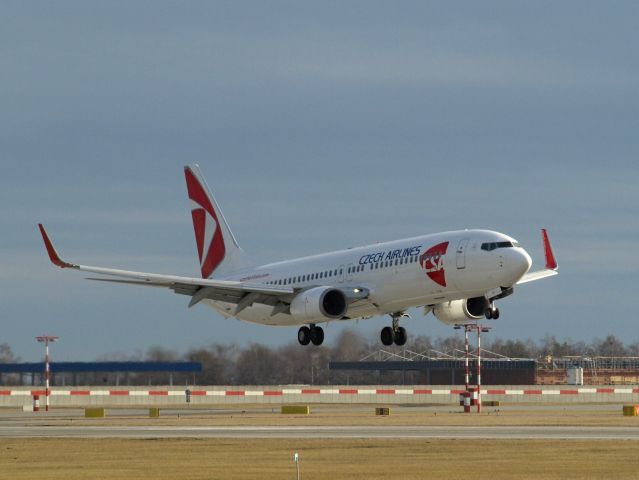 Boeing 737-700 (OK-TST)