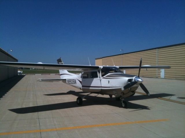 Cessna Centurion (N9926N)