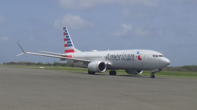 Boeing 737 MAX 8 (N318SF)