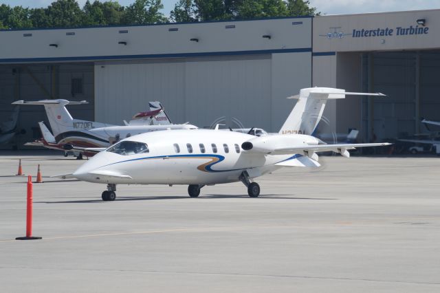 Piaggio P.180 Avanti (N217DA) - Piaggio P-180