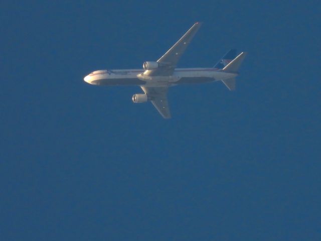 BOEING 767-300 (N319CM) - AJT886br /PHL-ONTbr /10/07/21