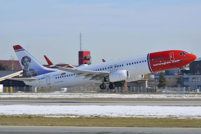 Boeing 737-800 (LN-NGY)