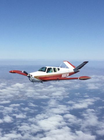 Beechcraft 35 Bonanza (N883R)