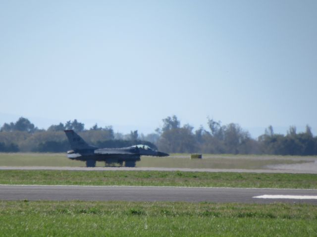 Lockheed F-16 Fighting Falcon — - Two F16s From Wanaka