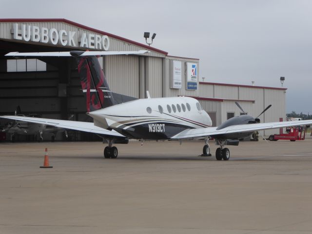 Beechcraft Super King Air 300 (N313CT)