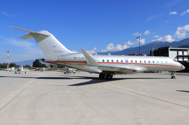 Bombardier Global Express (9H-VJR)