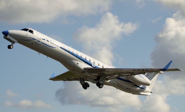 Embraer ERJ-145 (N286SJ)