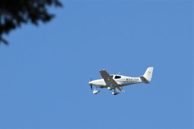 Cirrus SR-22 (N580SR) - Over Mercer Island, WA