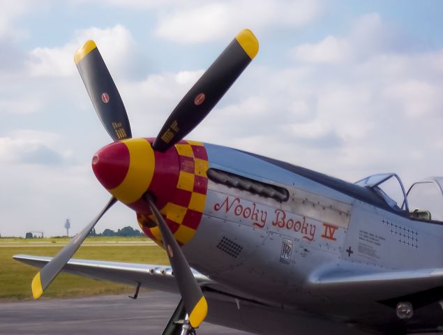 North American P-51 Mustang (41-1622) - Meeting ROUEN Vallée de Seine - 20 Août 2005