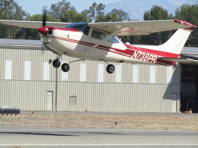 Cessna Skylane (N738PR) - Taking off RWY 24