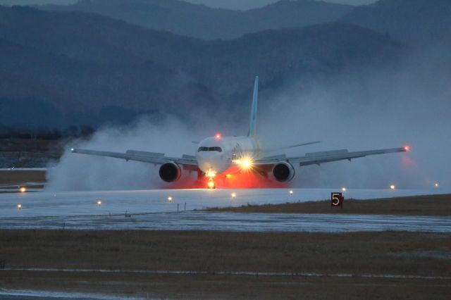 BOEING 767-300 (JA601A) - hakodateairport hokkaido japan