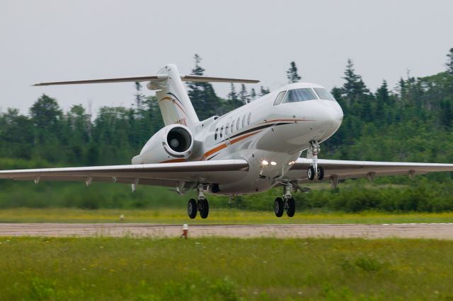 Hawker Beechcraft 4000 (N163DK)