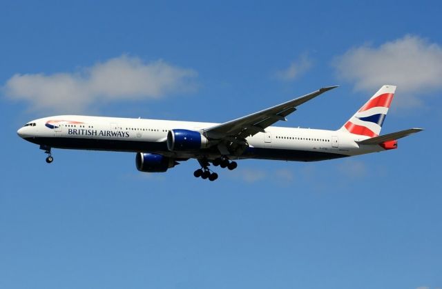 BOEING 777-300ER (G-STBI)