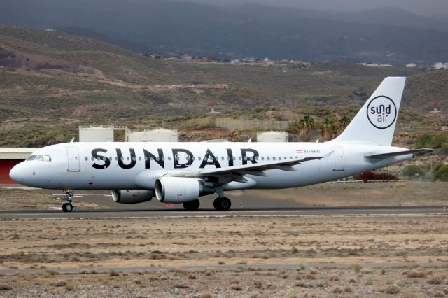 Airbus A320 (9A-SHO) - Departing rwy 25 on 24-Mar-22 operating flight SDR3087 to EDDW.