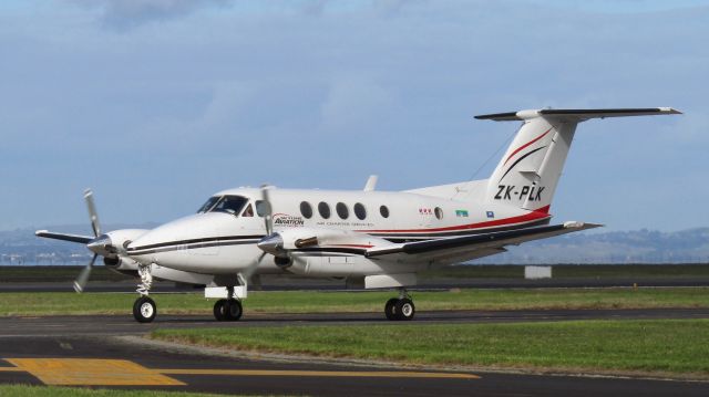 Beechcraft Super King Air 200 (ZK-PLK) - Wellington resident King Air PLK taxiing out of the regional apron of Auckland Airport.