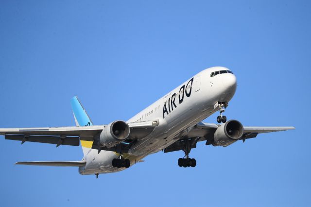 BOEING 767-300 (JA98AD) - October 22nd 2018:HND-HKD.