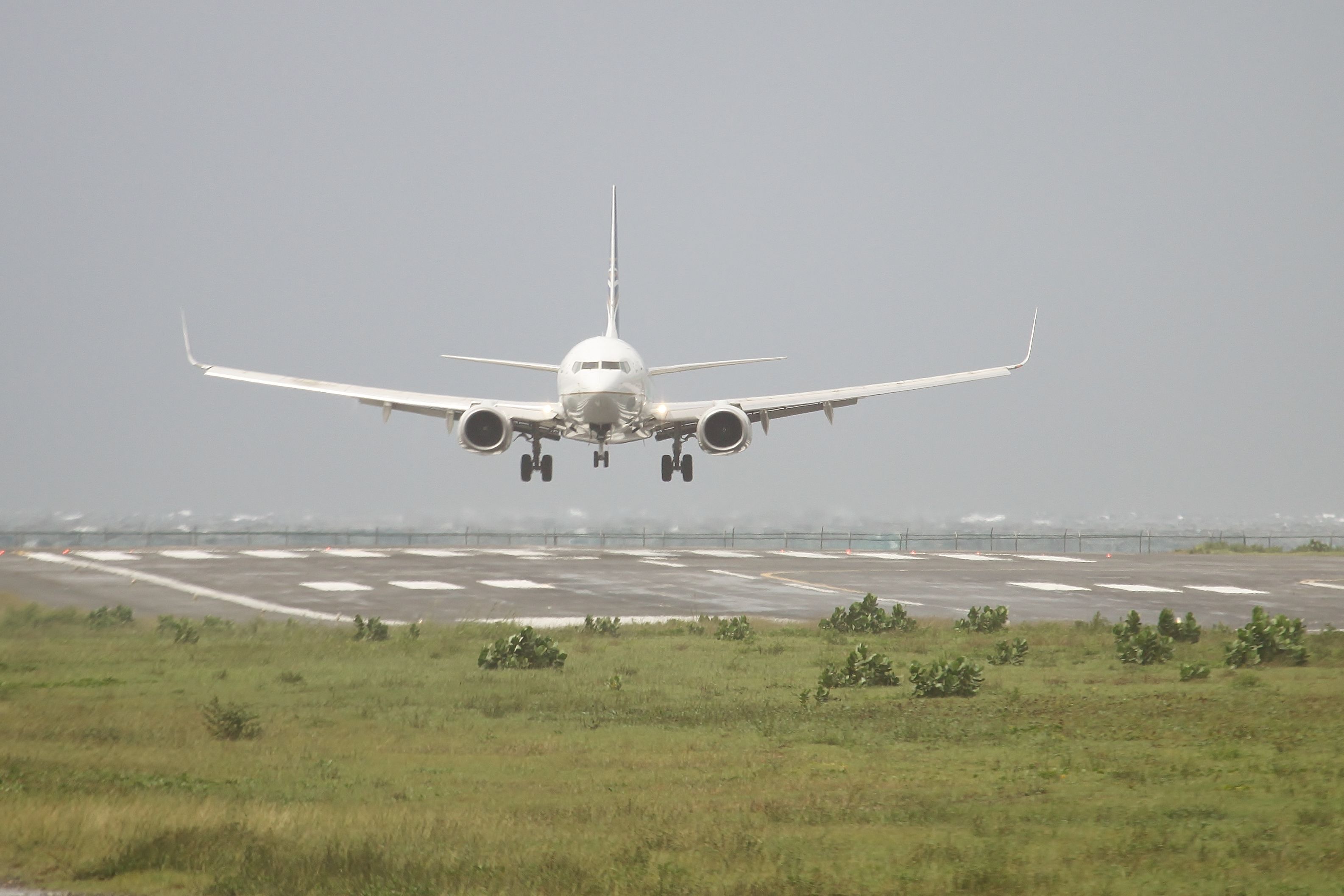 Boeing 737-700 (HP-1375CMP)