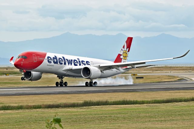 Airbus A350-900 (HB-IHC)