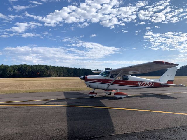 Cessna Skyhawk (N7752X)