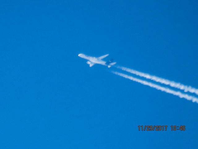 Boeing 757-200 (N795FD)