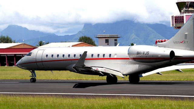 Bombardier Global Express (9H-VJS)